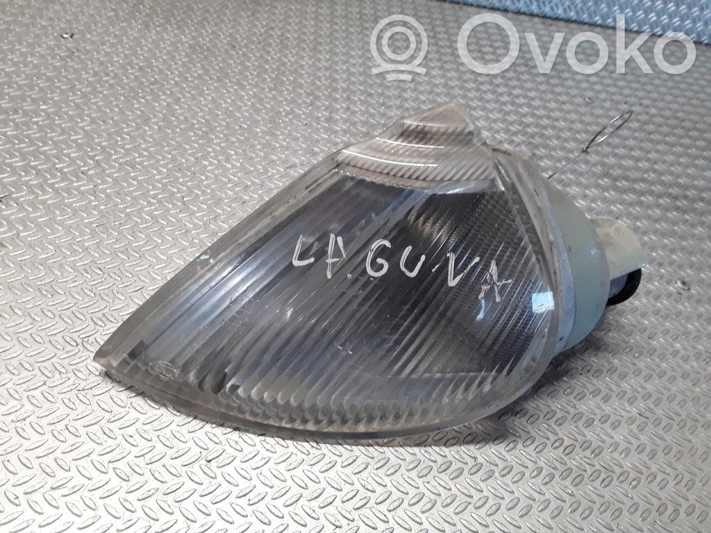 Renault Laguna I Front indicator light 