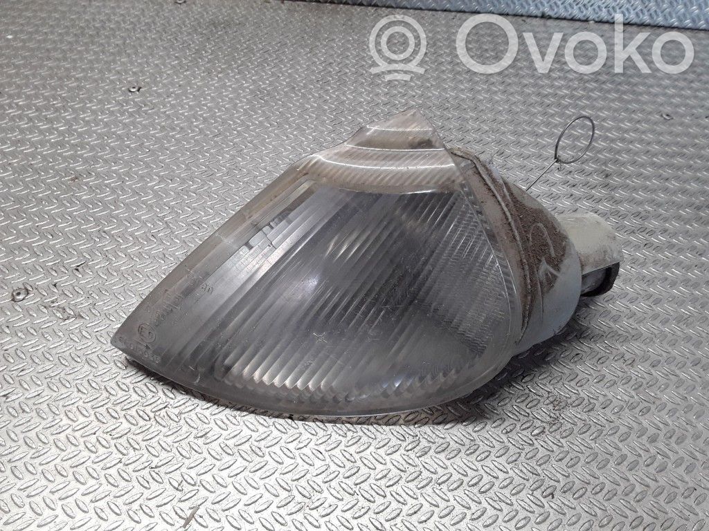 Renault Laguna I Front indicator light 