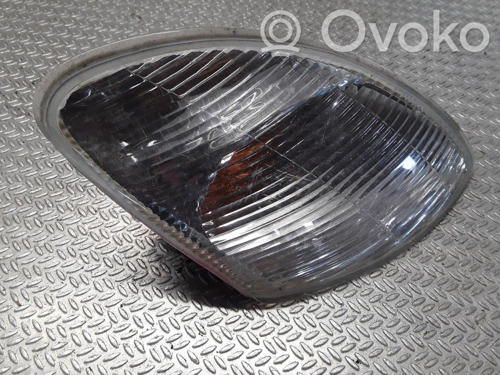 Renault Megane I Front indicator light 