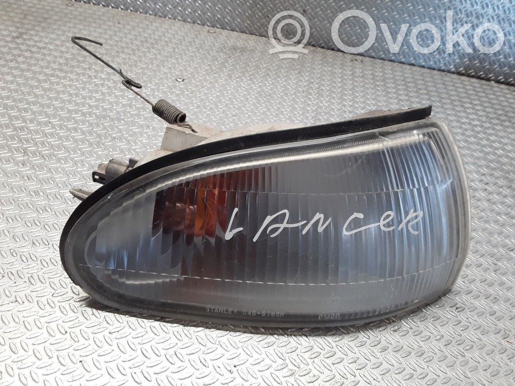 Mitsubishi Lancer Front indicator light 