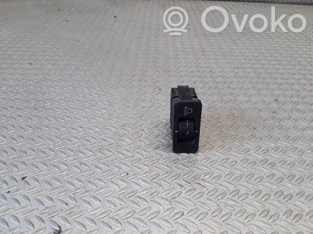 Headlight level height control switch   61318360460