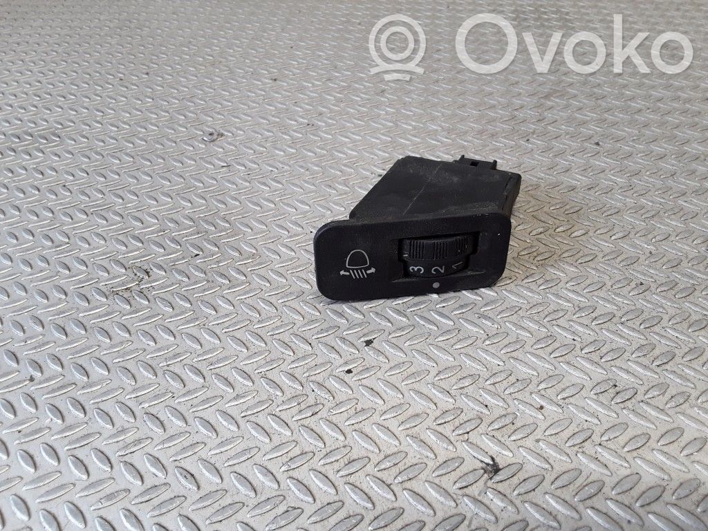 Peugeot 206 Electric window control switch 