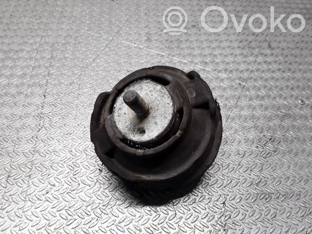 BMW 3 E46 Engine mount bracket 