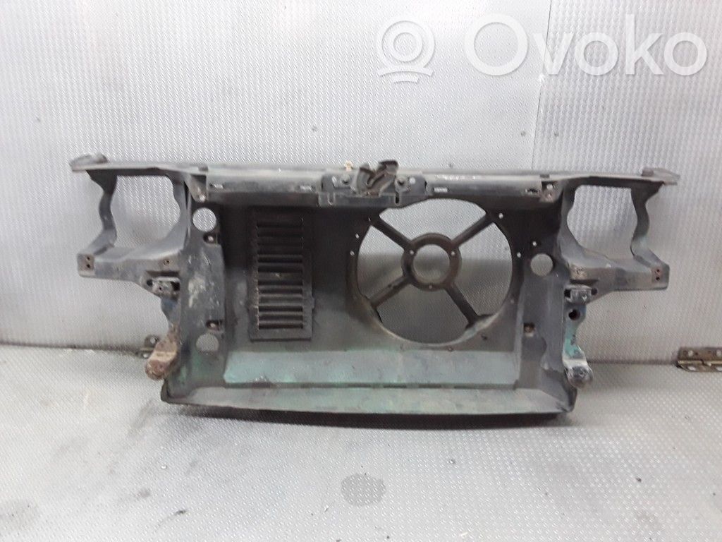 Volkswagen Golf III Radiatoru panelis 