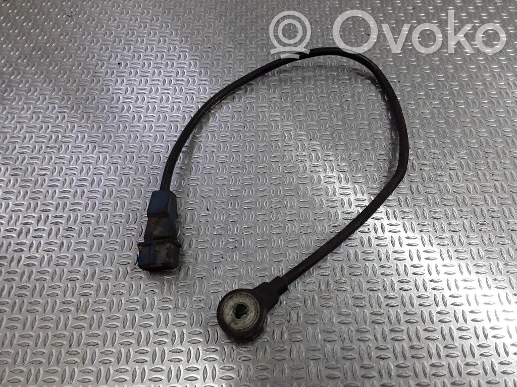 Audi A4 S4 B5 8D Detonation knock sensor 