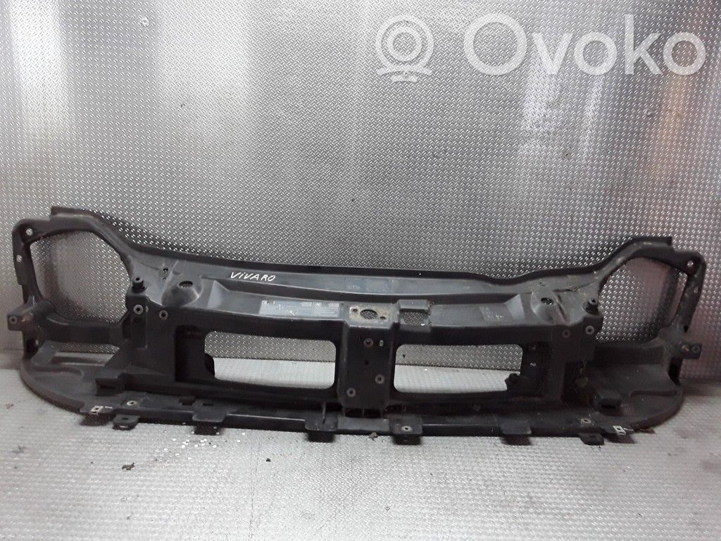 Opel Vivaro Marco panal de radiador 