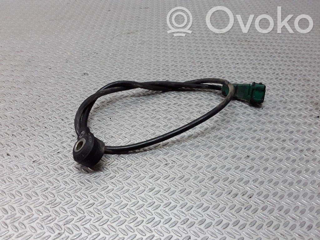 Audi A4 S4 B5 8D Detonation knock sensor 