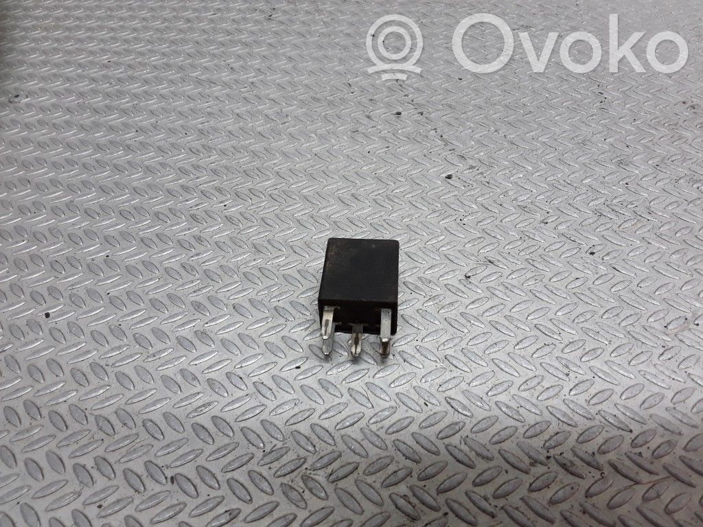 Opel Astra F Otros relés 