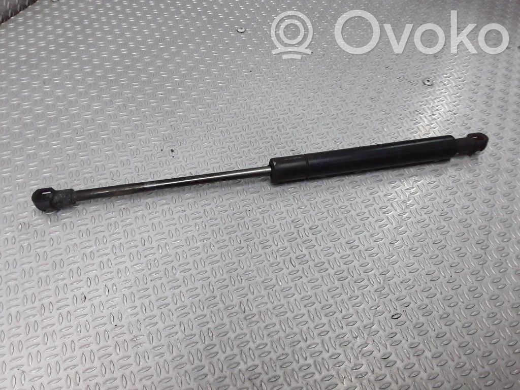 Amortizatorius variklio dangčio   51238174866