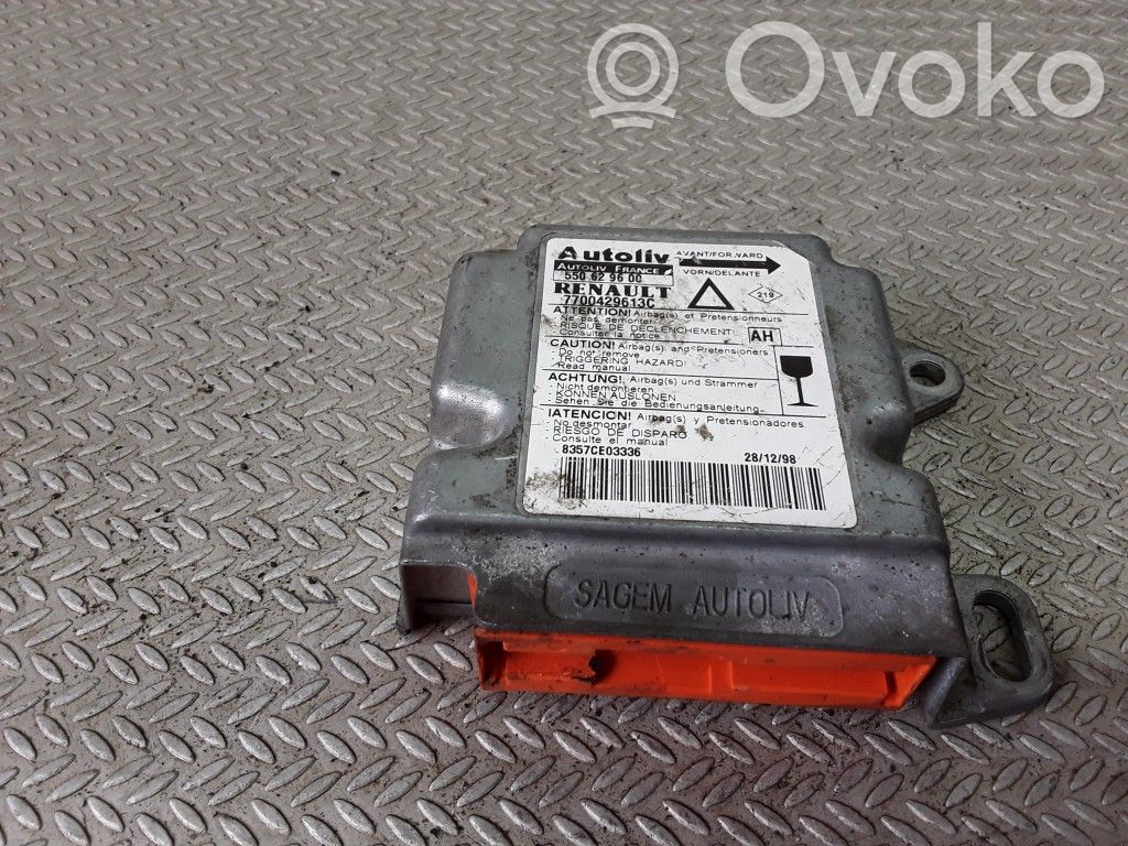 Renault Laguna I Airbag control unit/module 