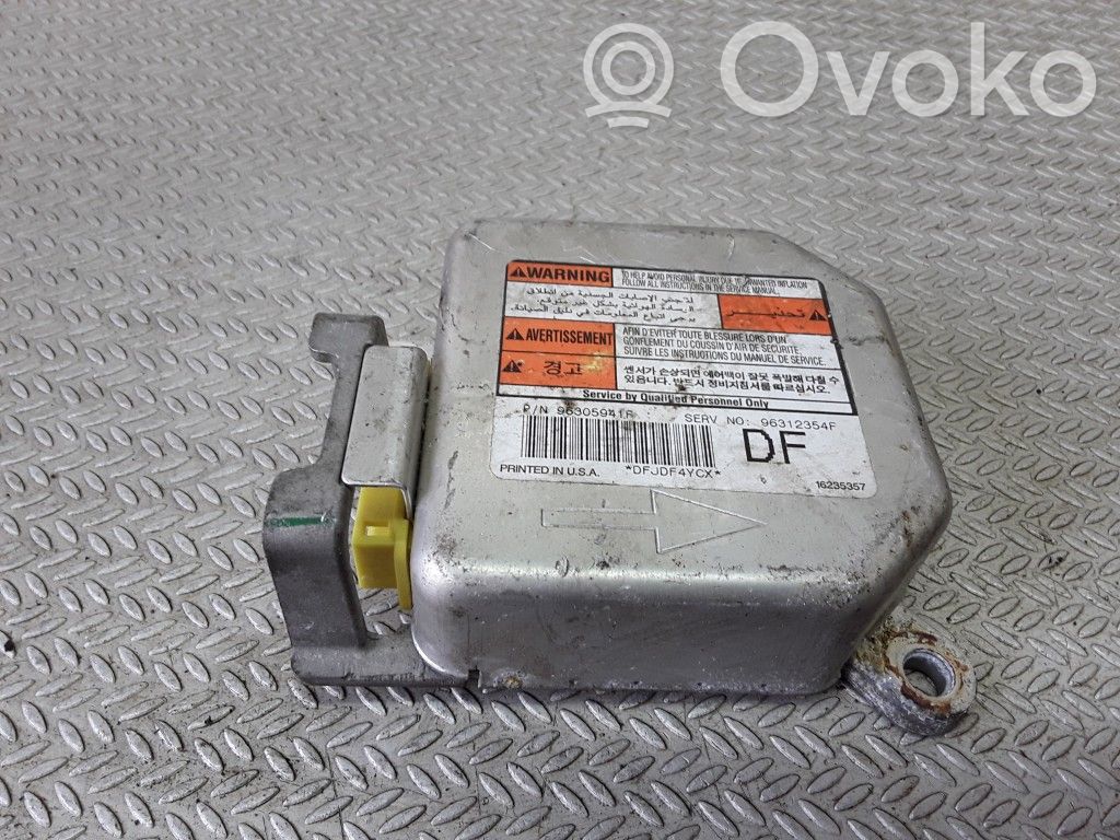 Daewoo Nubira Airbag control unit/module 