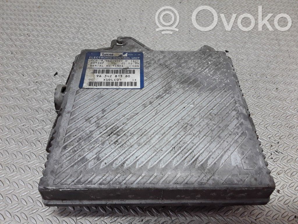 Peugeot 806 Engine control unit/module 
