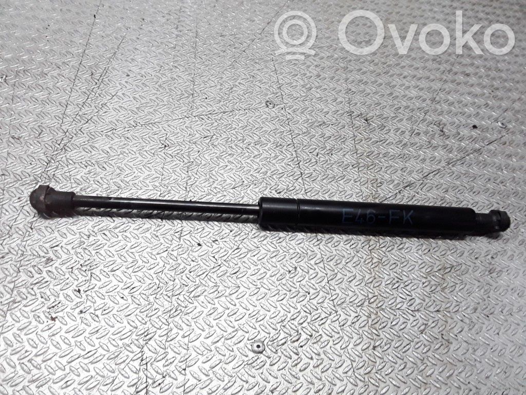 BMW 3 E46 Amortizatorius variklio dangčio 