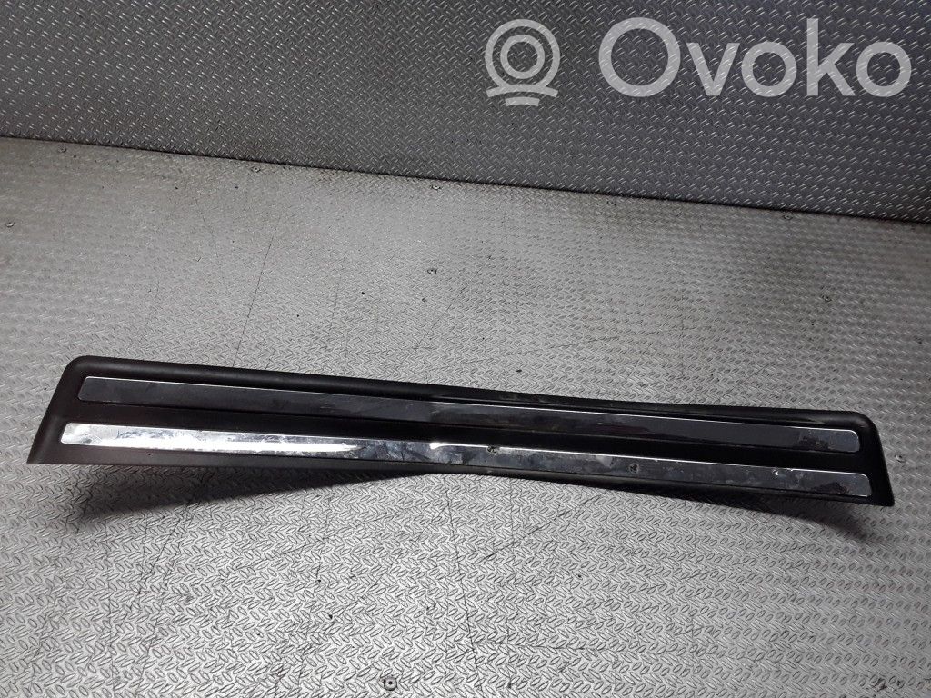 BMW 3 E46 Side skirt rear trim 