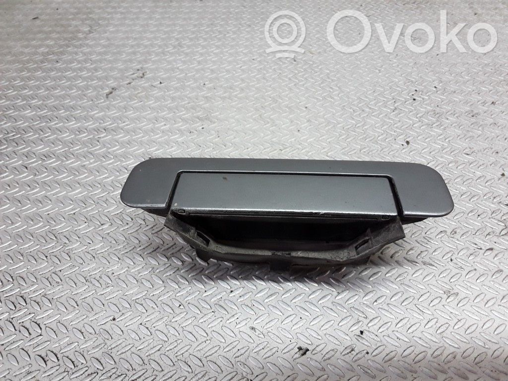 Audi A4 S4 B5 8D Manecilla externa puerta trasera 