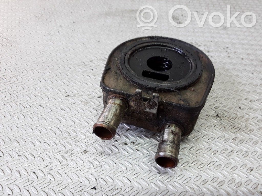Oil filter mounting bracket