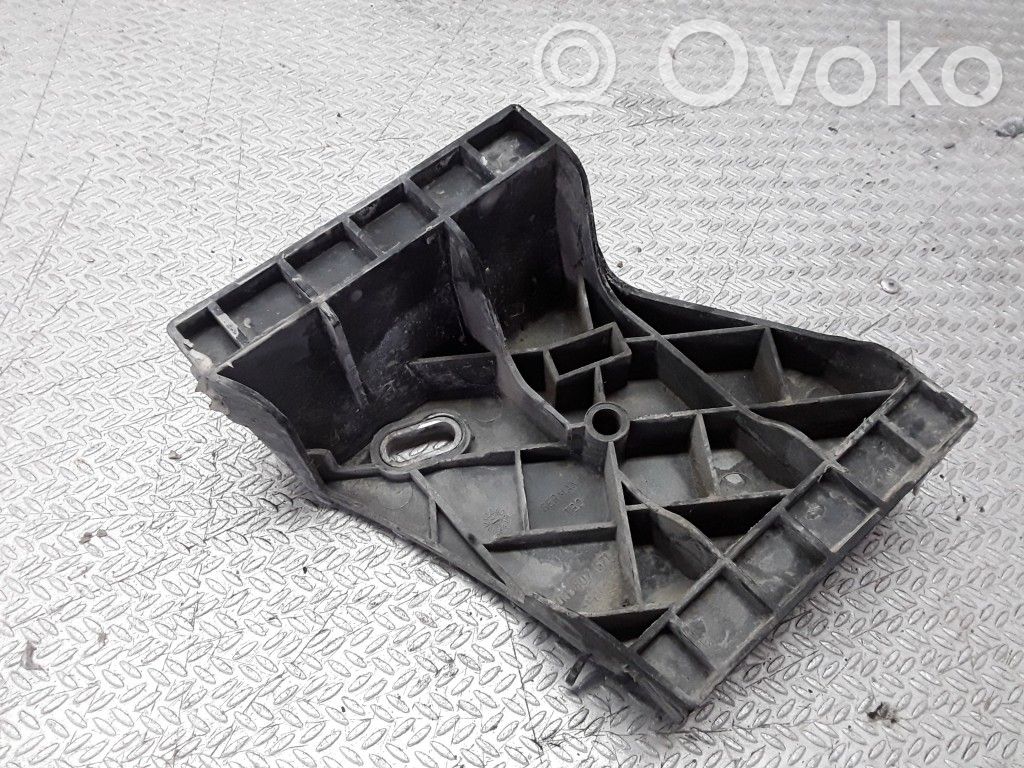 Audi A8 S8 D2 4D Rear bumper mounting bracket 