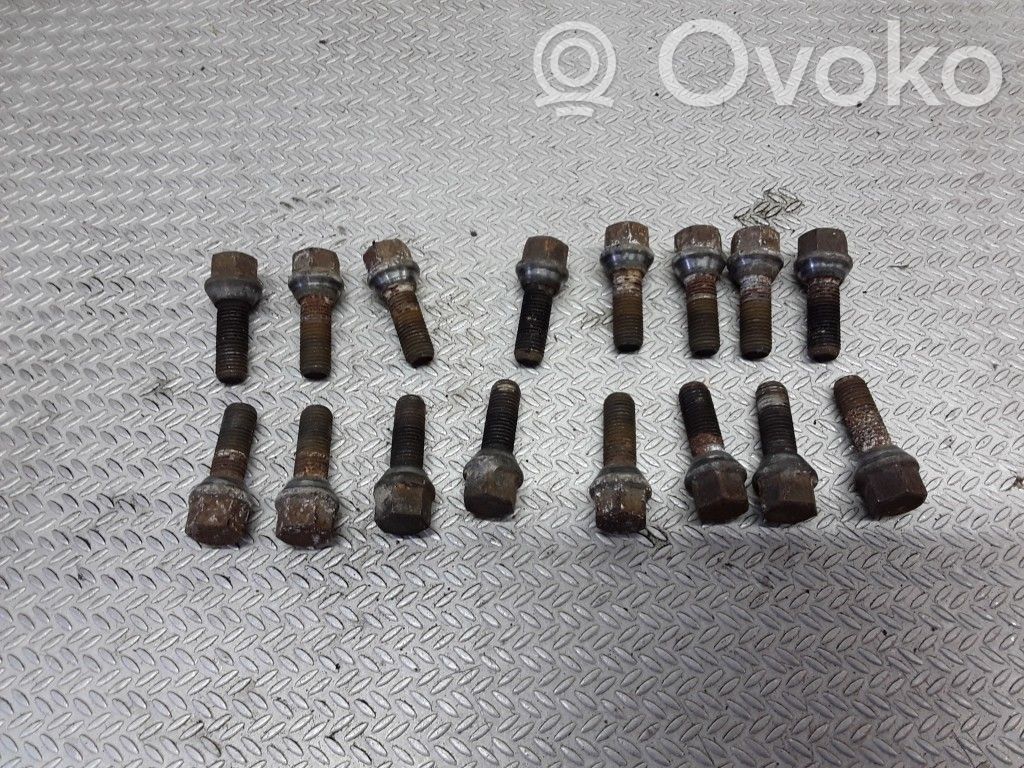 Nuts/bolts