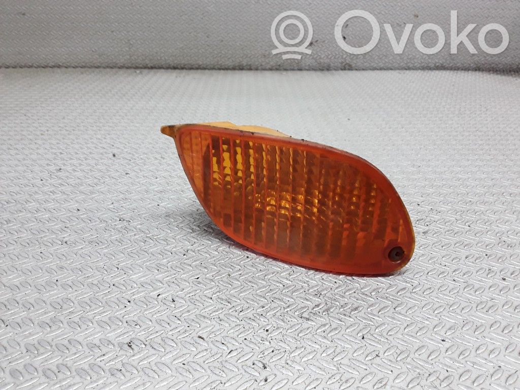 Ford Focus Front indicator light 