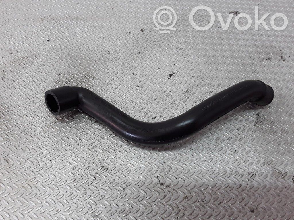 Breather hose/pipe   059103221D