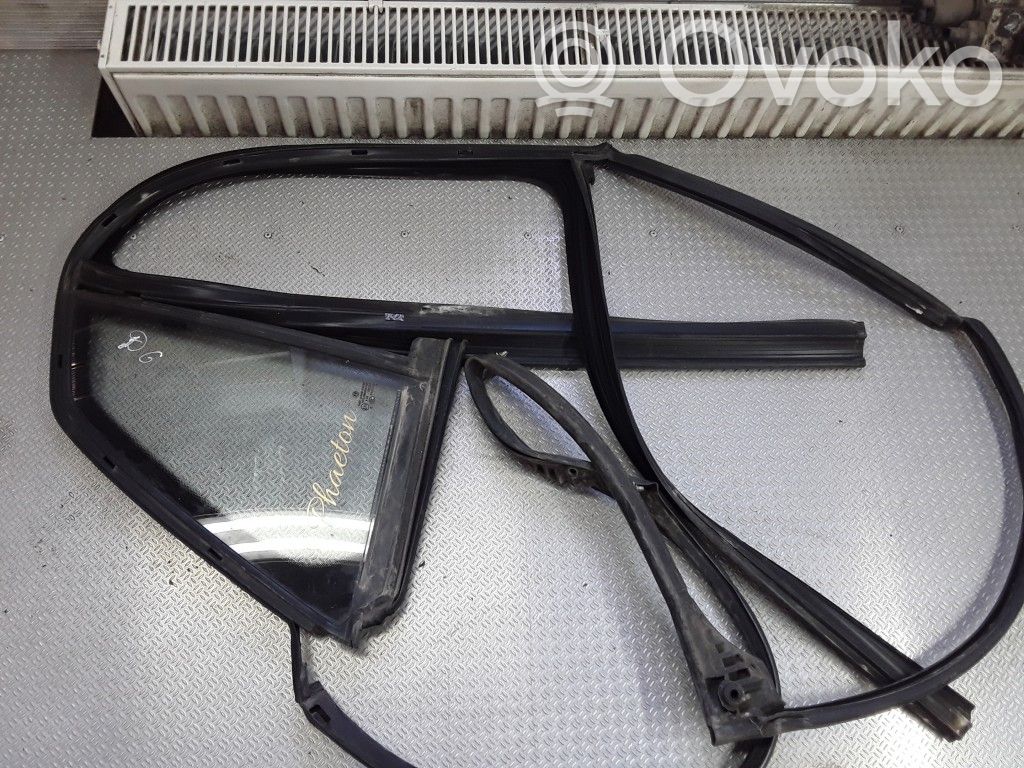 Ventanilla de ventilación de la puerta trasera