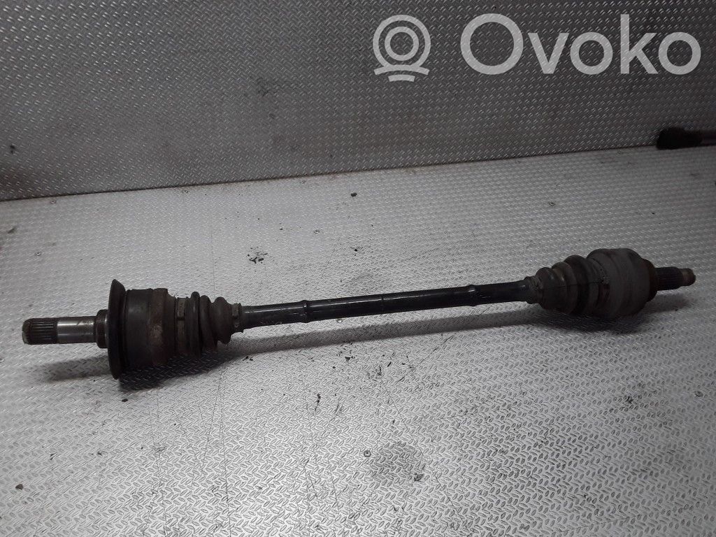 BMW 3 F30 F35 F31 Aizmugurējā pusass 