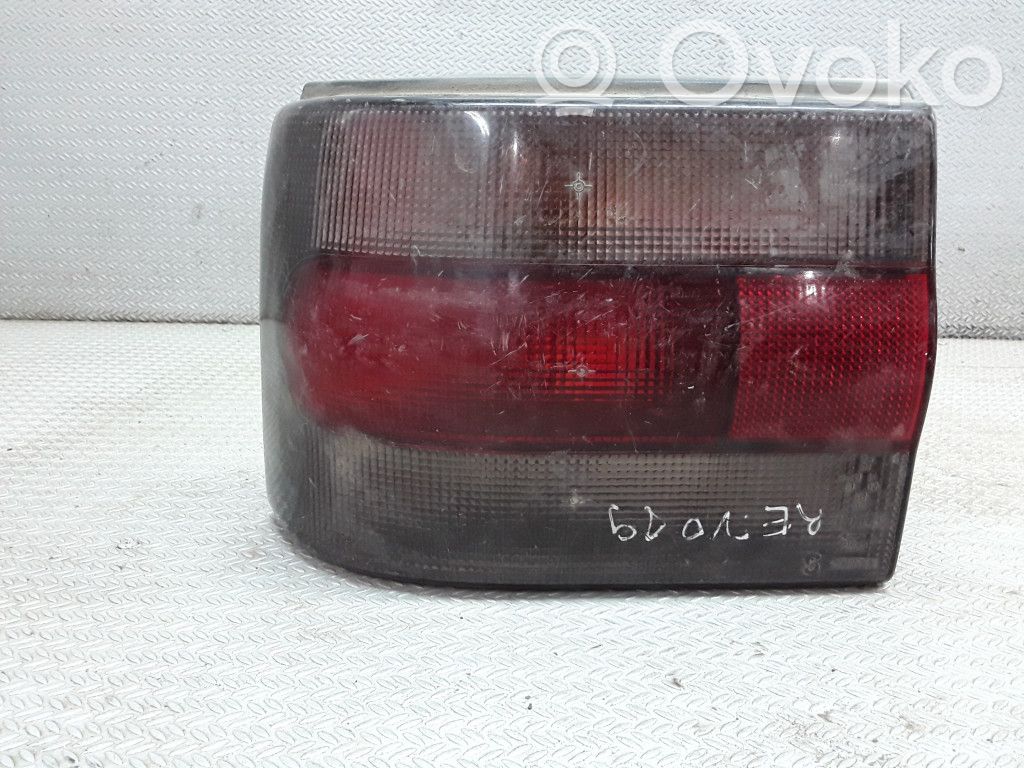 Renault 19 Galinis žibintas kėbule 