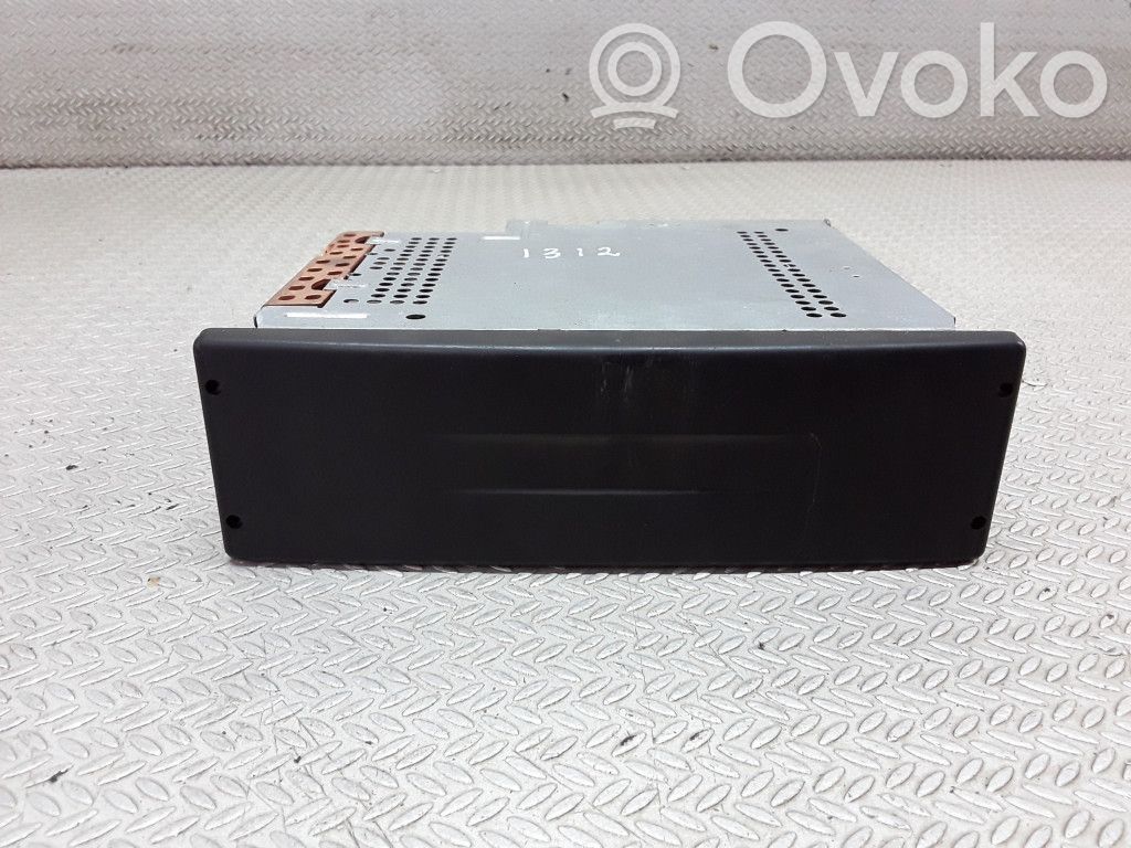 Renault Megane II Panel / Radioodtwarzacz CD/DVD/GPS 