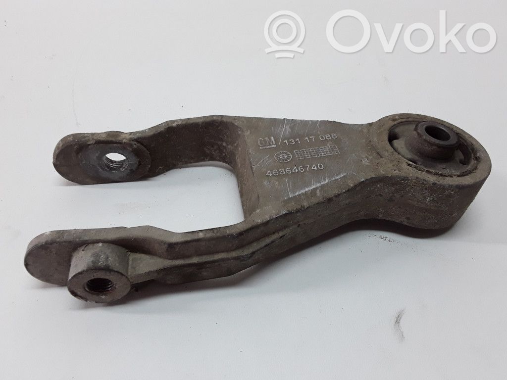 Opel Meriva A Gearbox mounting bracket 