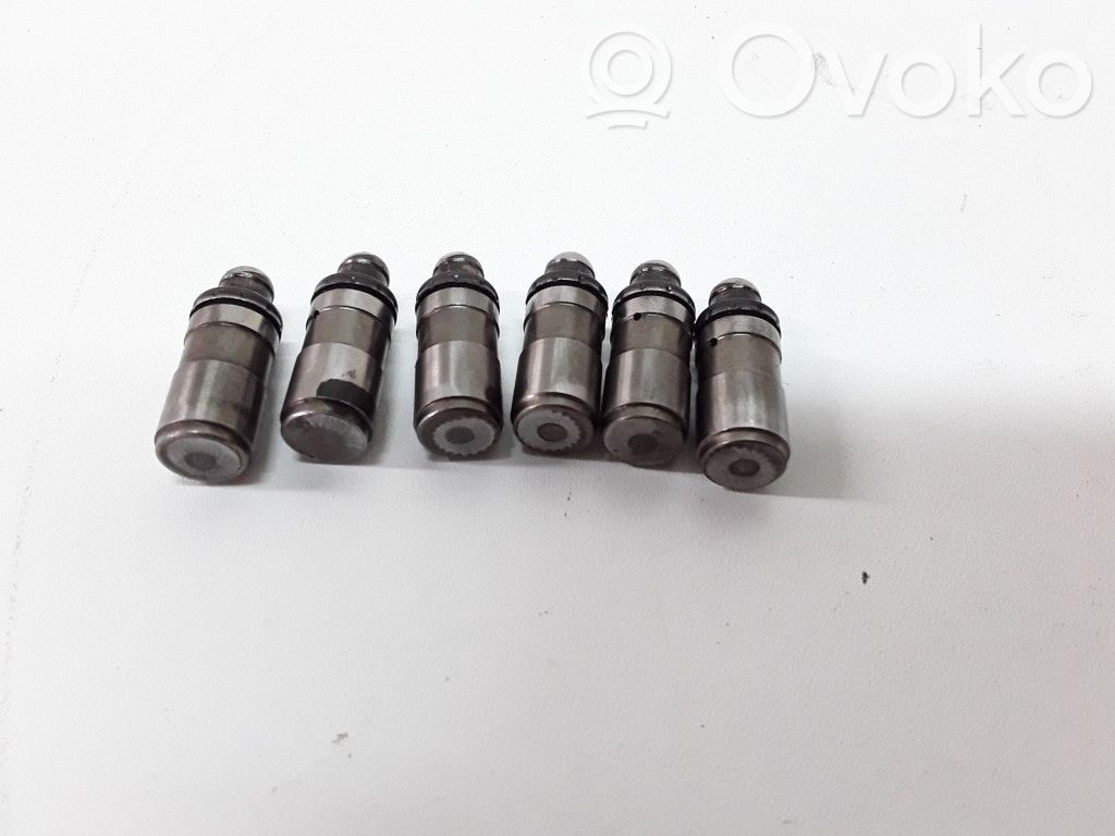 Tappets lifter
