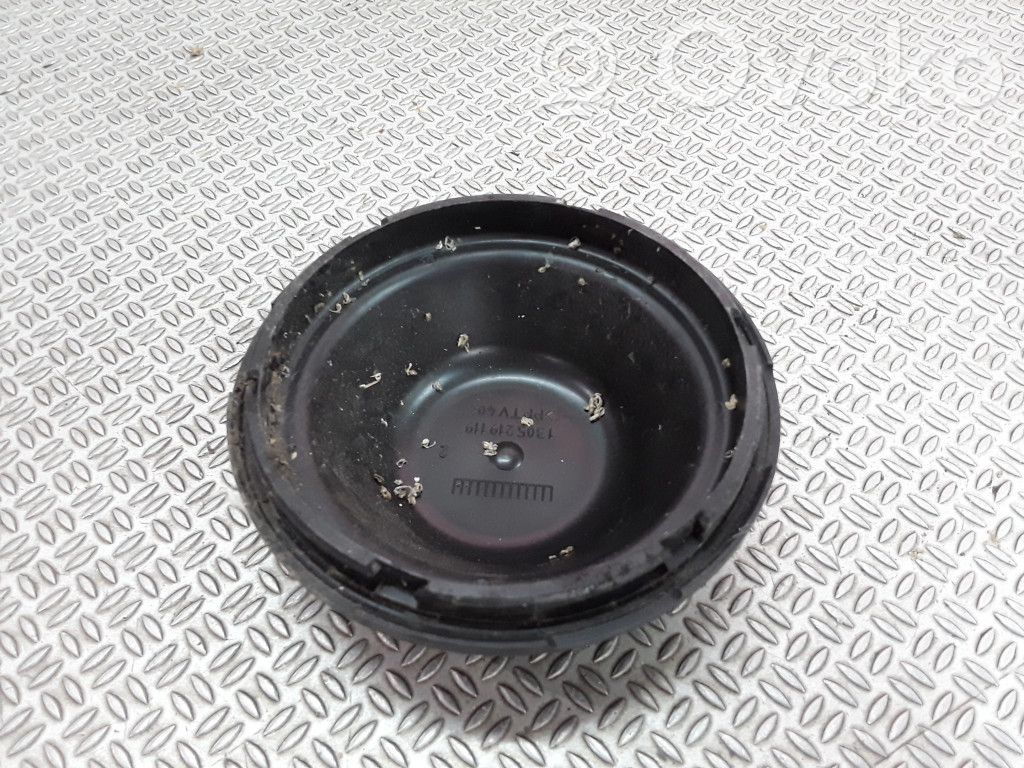 Headlight/headlamp dust cover