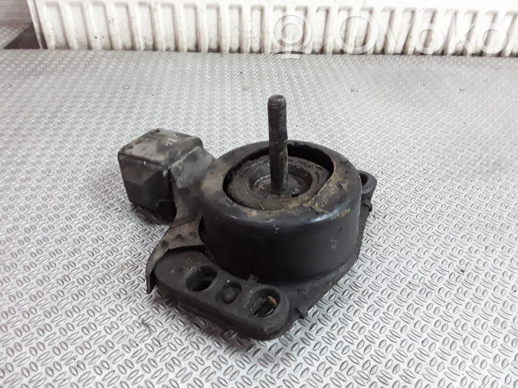 Renault Master II Engine mount bracket 