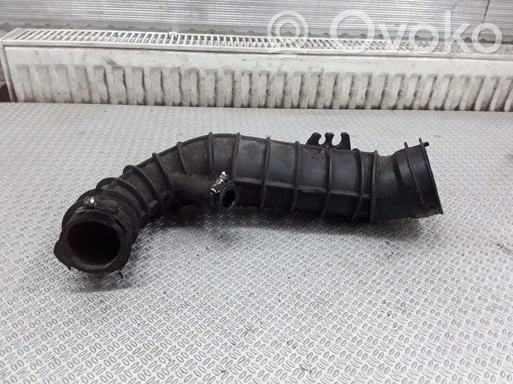 Turboahtimen ilmanoton letku   1C159C623CC