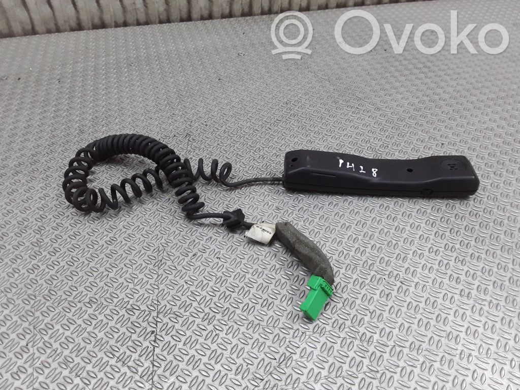 Volvo V50 Teléfono 