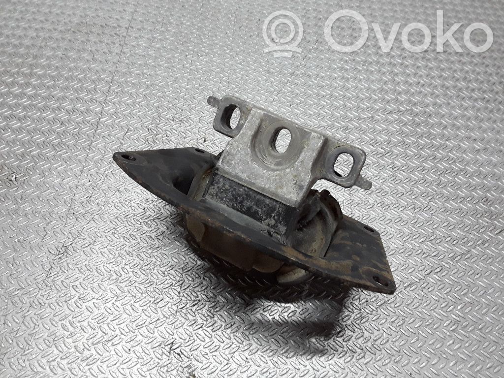 Engine mount bracket   4573775AB
