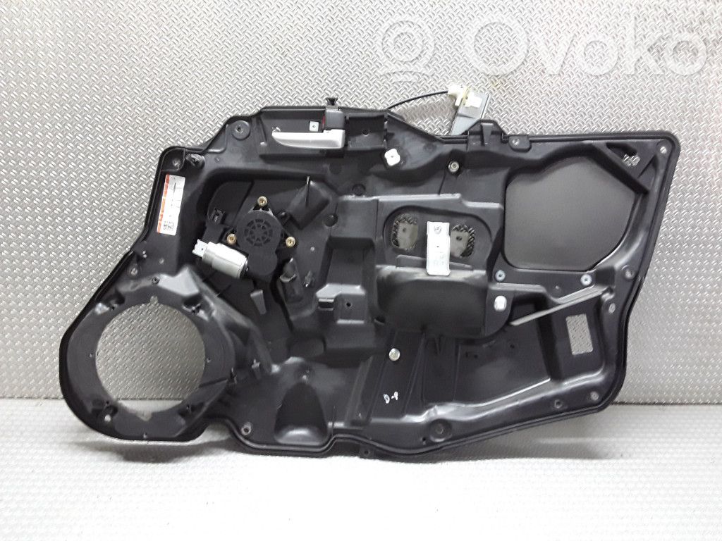 Mécanisme de lève-vitre avec moteur   GP9B5897X