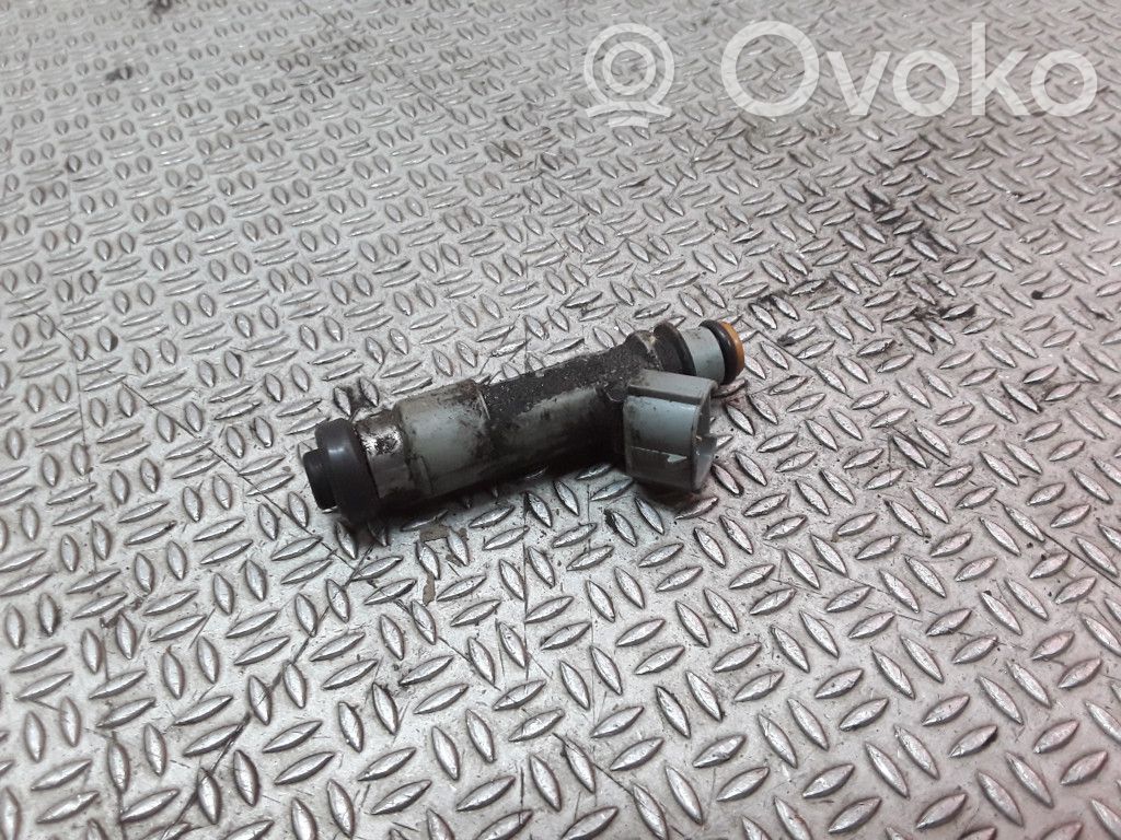 Suzuki Liana Inyector de combustible 