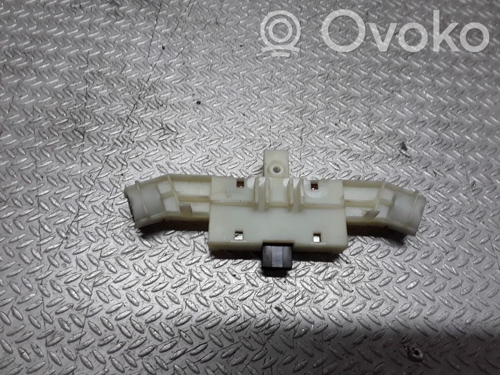 Audi A8 S8 D2 4D Alarma sensor/detector de movimiento 