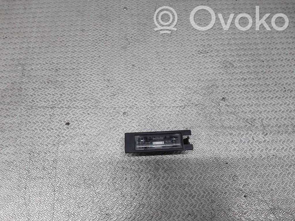 Opel Astra H Éclairage de plaque d'immatriculation 