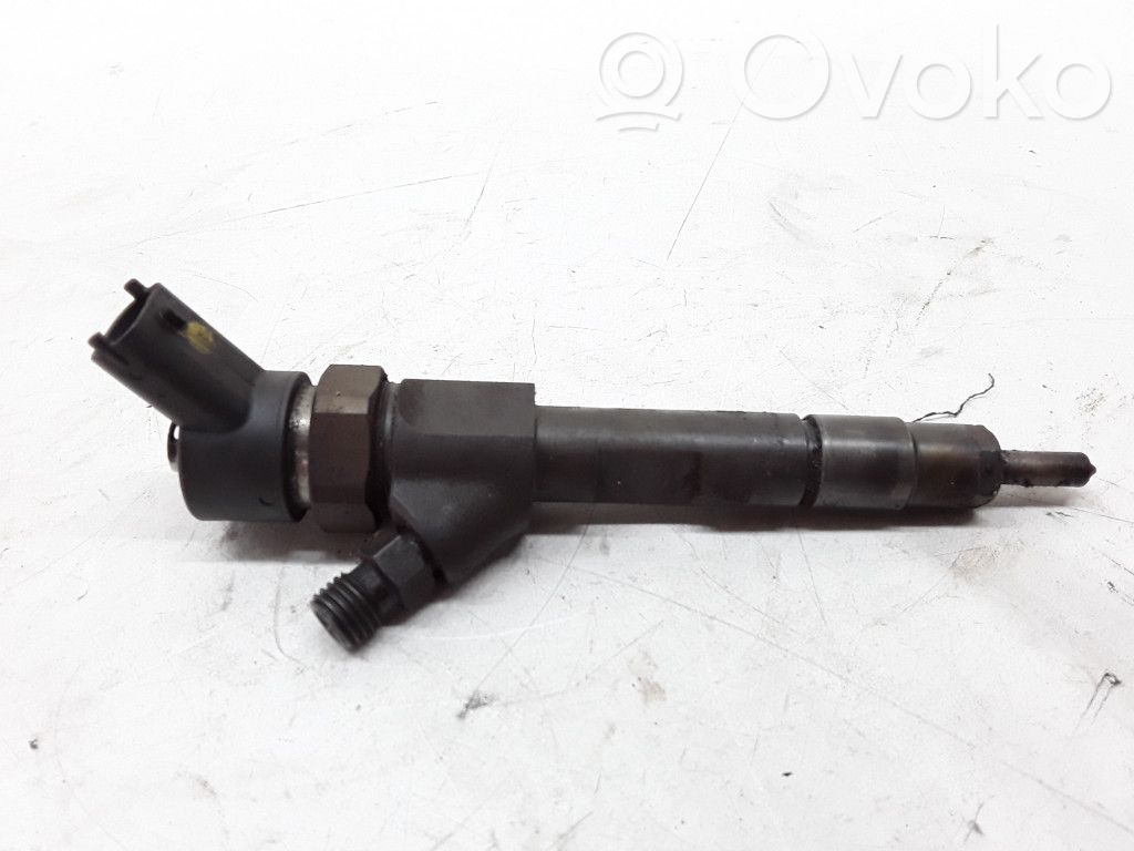 Volvo S40, V40 Injector combustibil 