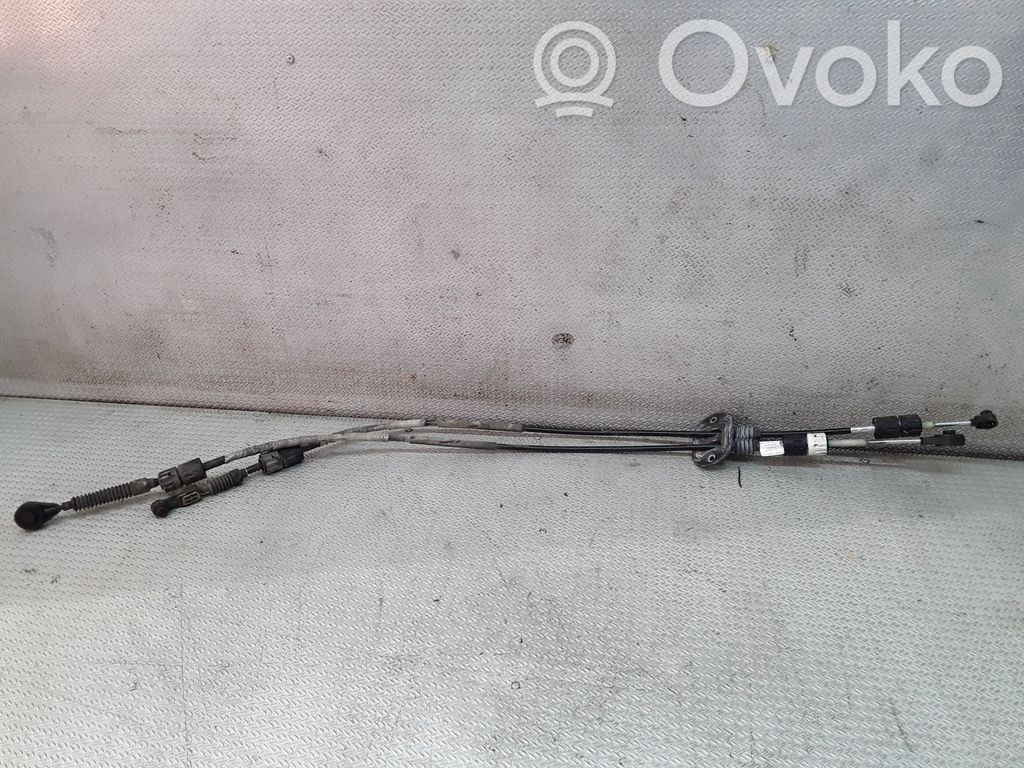 Ford Focus Gear shift cable linkage 