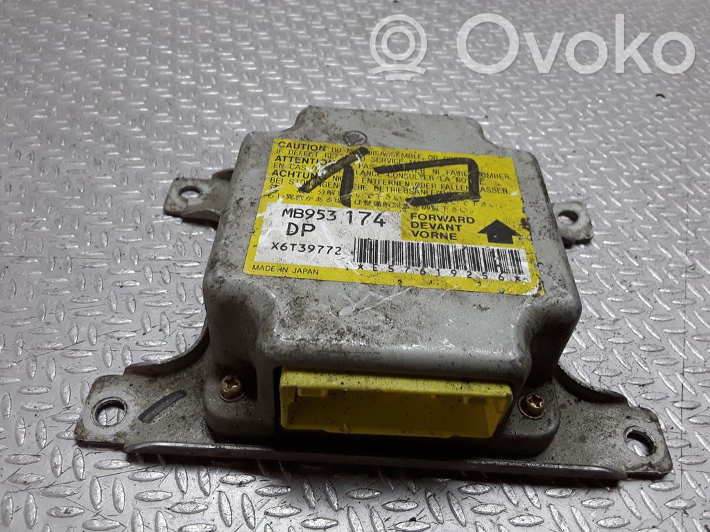 Mitsubishi Lancer Airbag control unit/module 