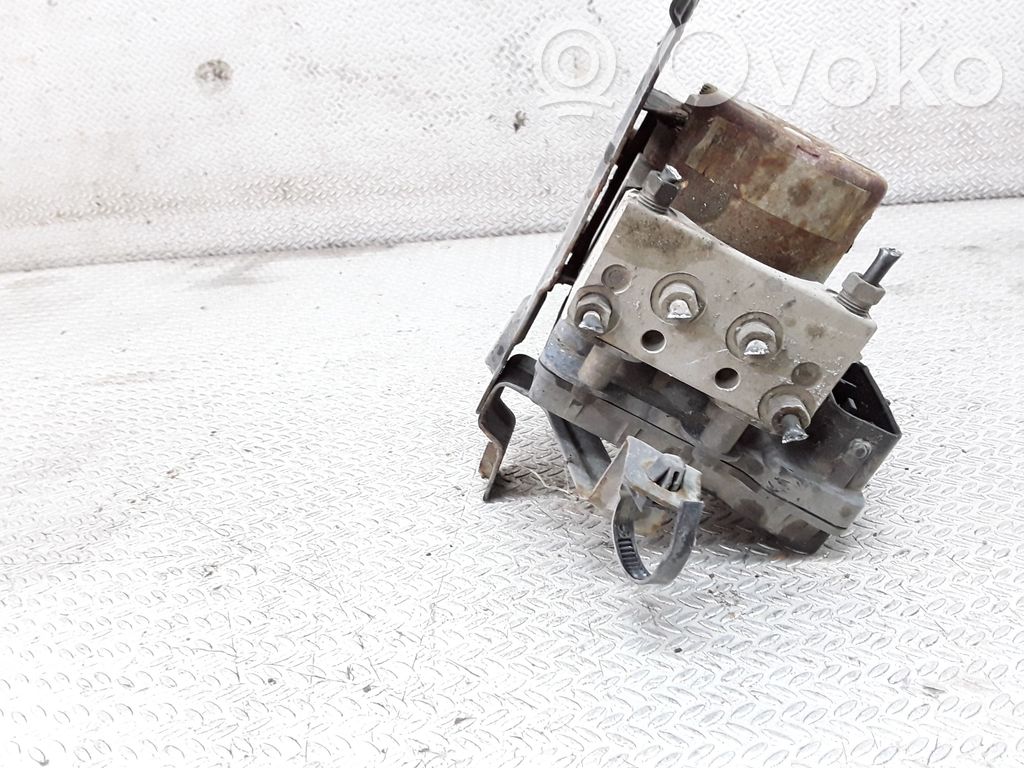 Mazda MPV ABS bloks 