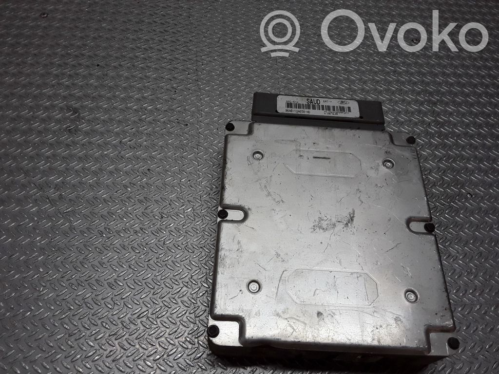 Variklio valdymo blokas   96AB12A650HD