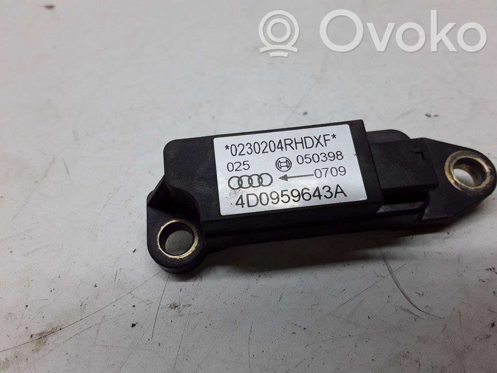 Audi A8 S8 D2 4D Airbag deployment crash/impact sensor 