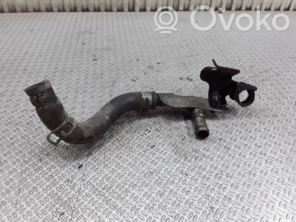 Engine coolant pipe/hose