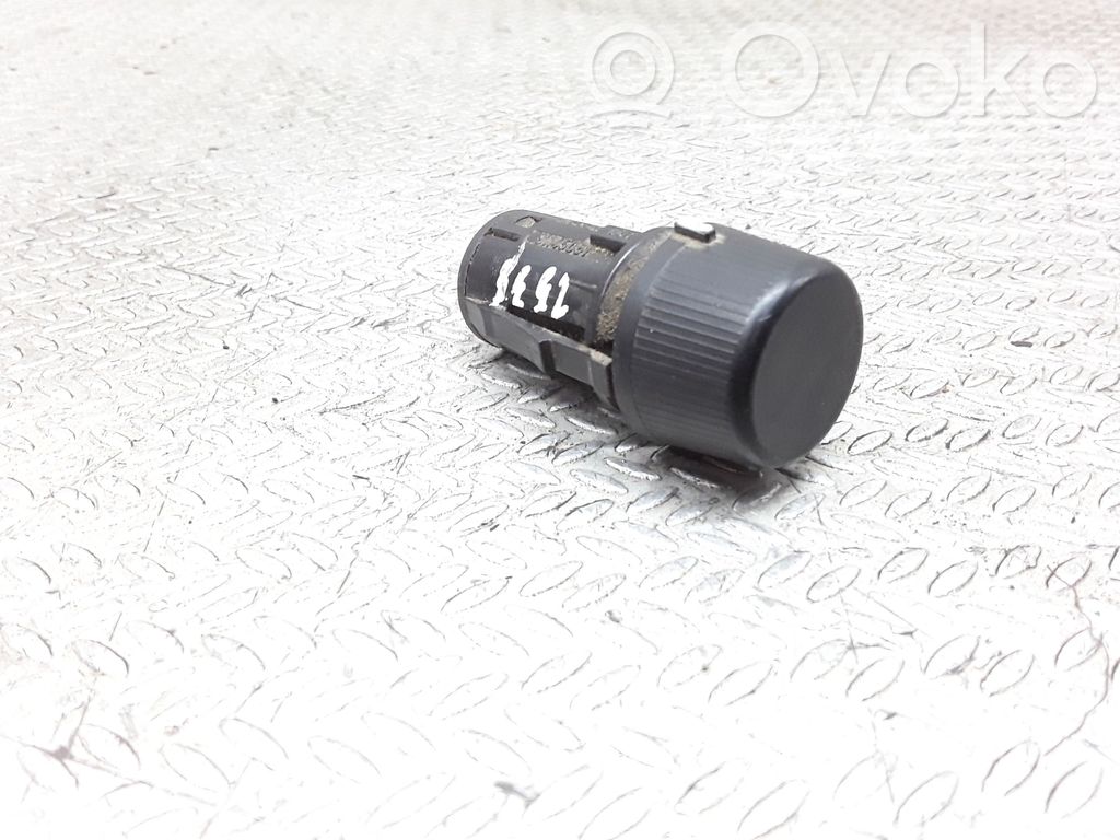 Opel Frontera A Headlight level height control switch 