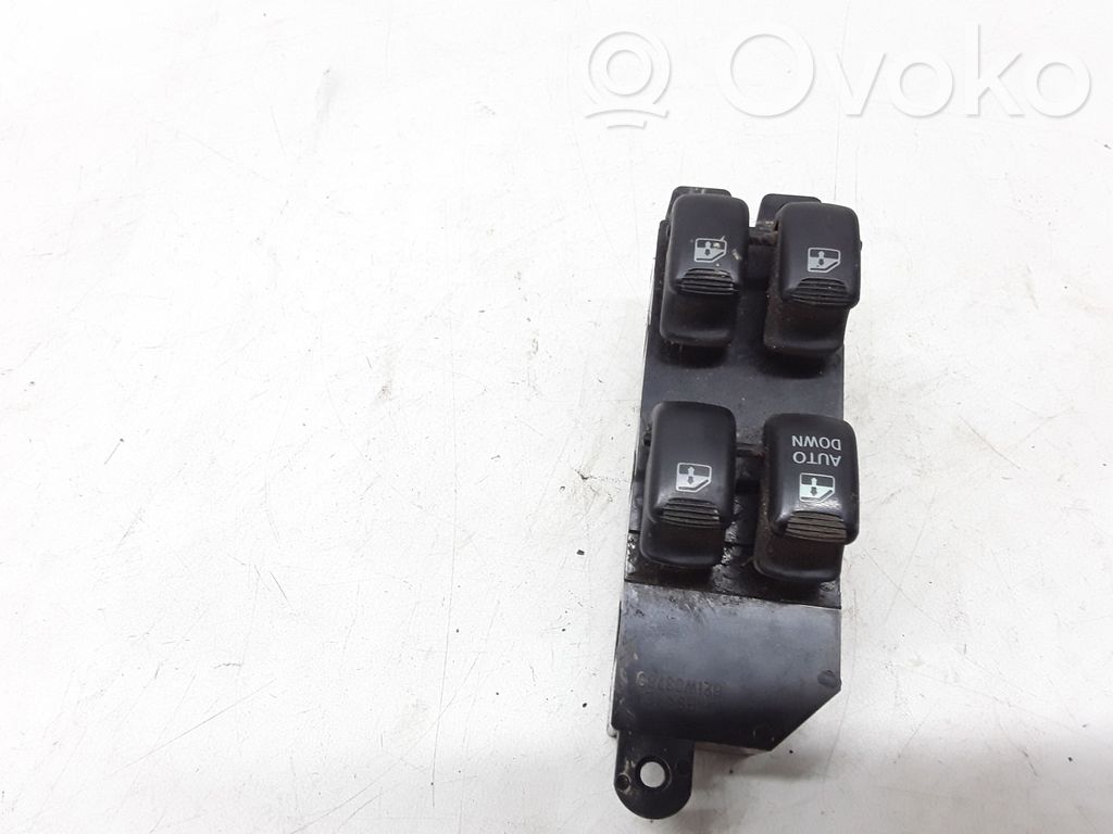 Electric window control switch   9357026000