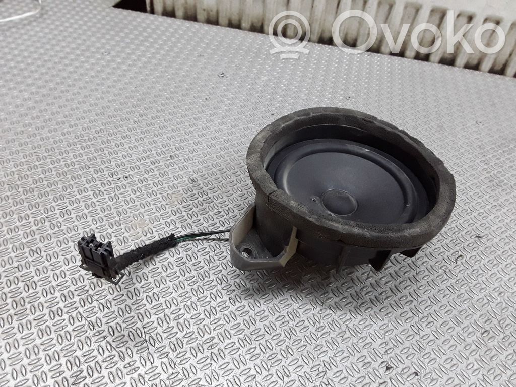 Altavoz de la puerta trasera   A4148200102