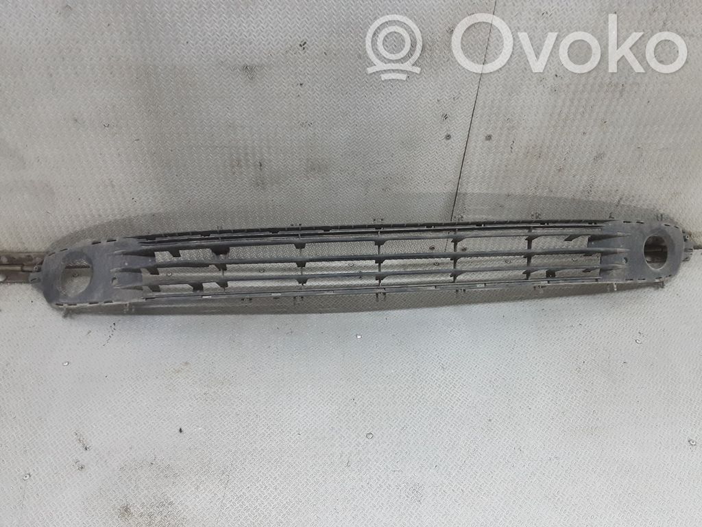 Front bumper lower grill   09116133